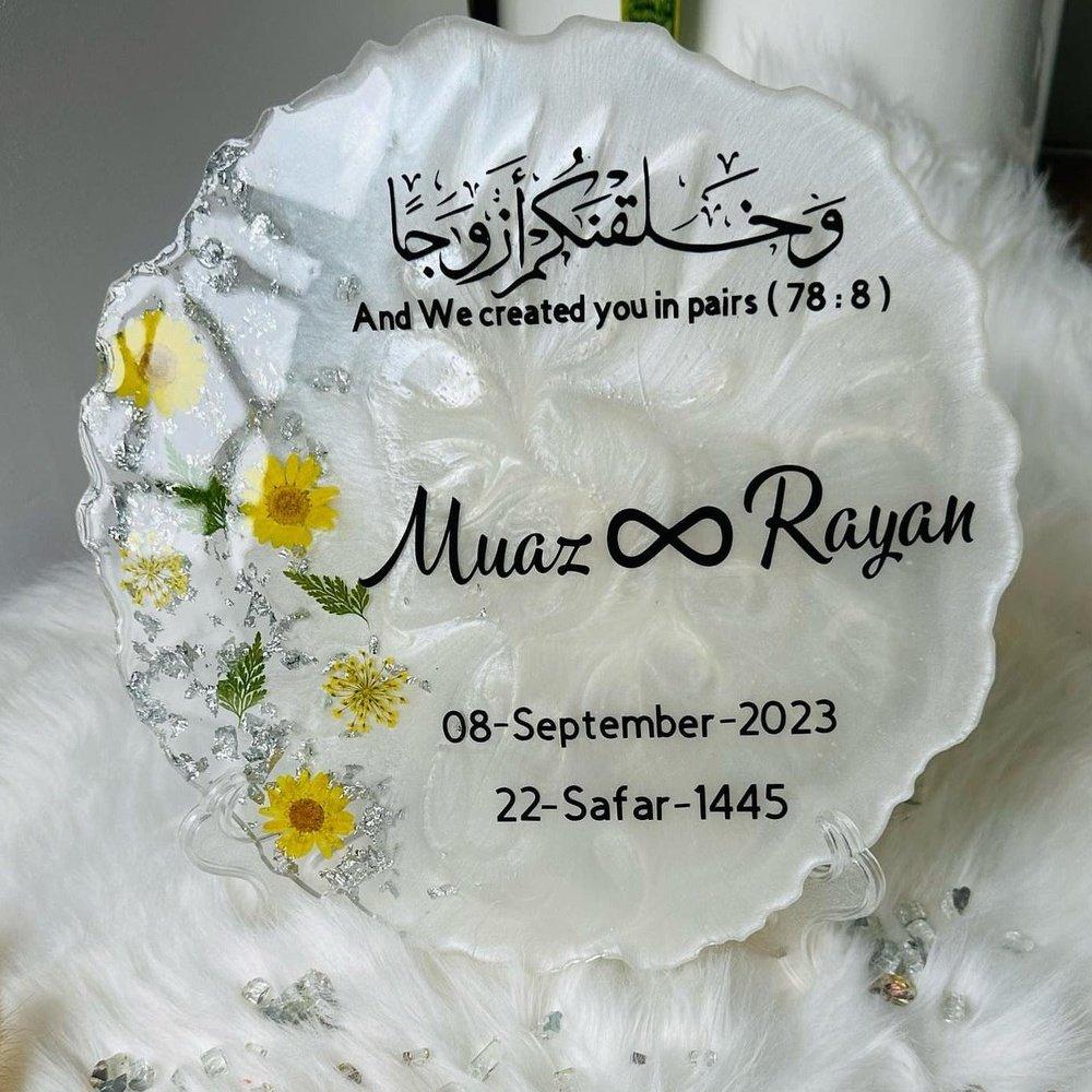 Resin Display Plate with Preserved Flowers