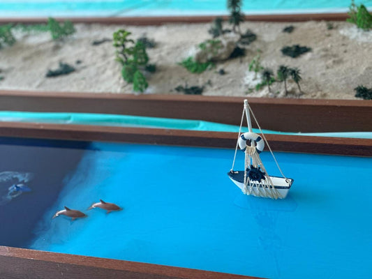 Custom Resin Centre Piece