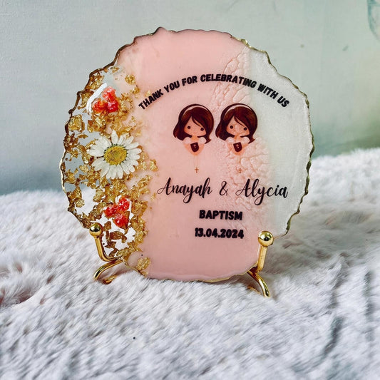 Display Plate Favors